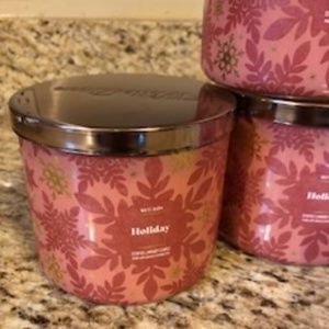 Bath & Body Works Holiday Three Wick Candle Bundle *NEW*